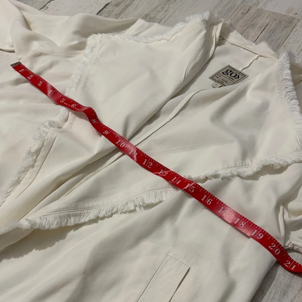 GO BY GO SILK Cream Frayed Jacket Size Small